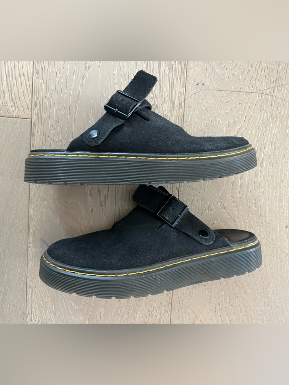 Dr. Martens Black Suede Carlson Mule Clog sz 7